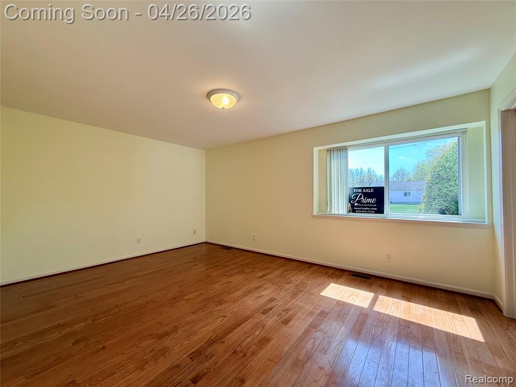 7192 Hawthorne Circle, Goodrich Vlg, MI — Photo 17