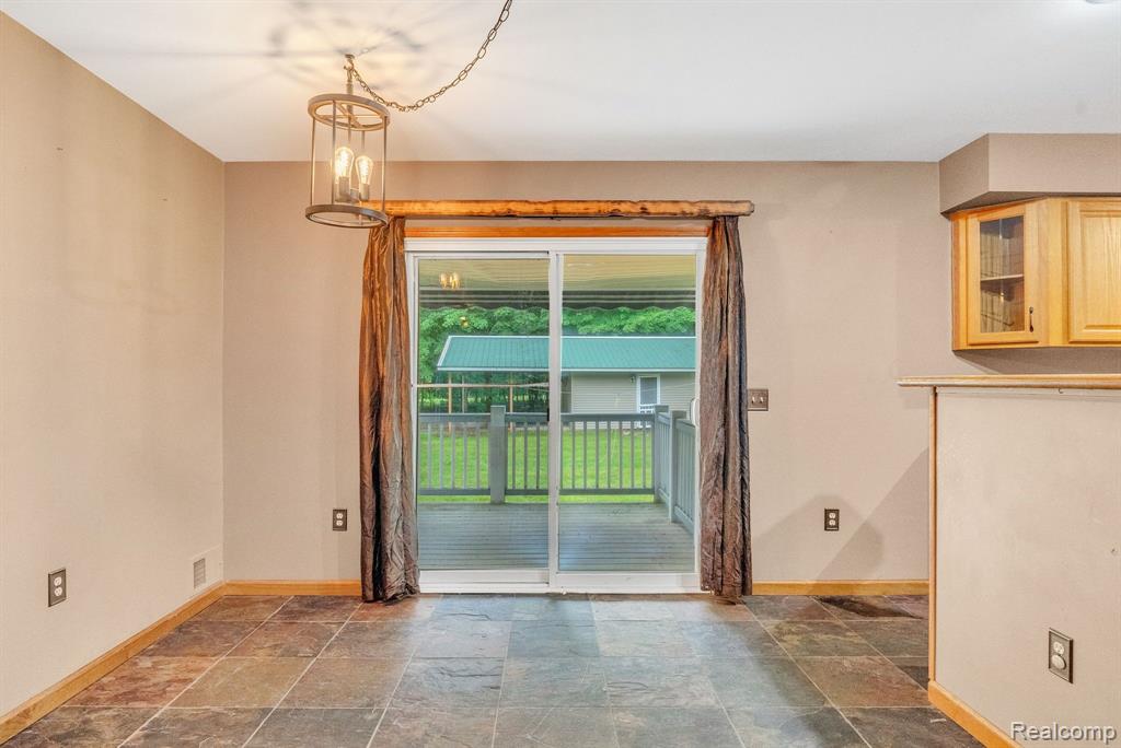 6917 CHASE LAKE Road, Fowlerville, MI 48836 — Photo 13