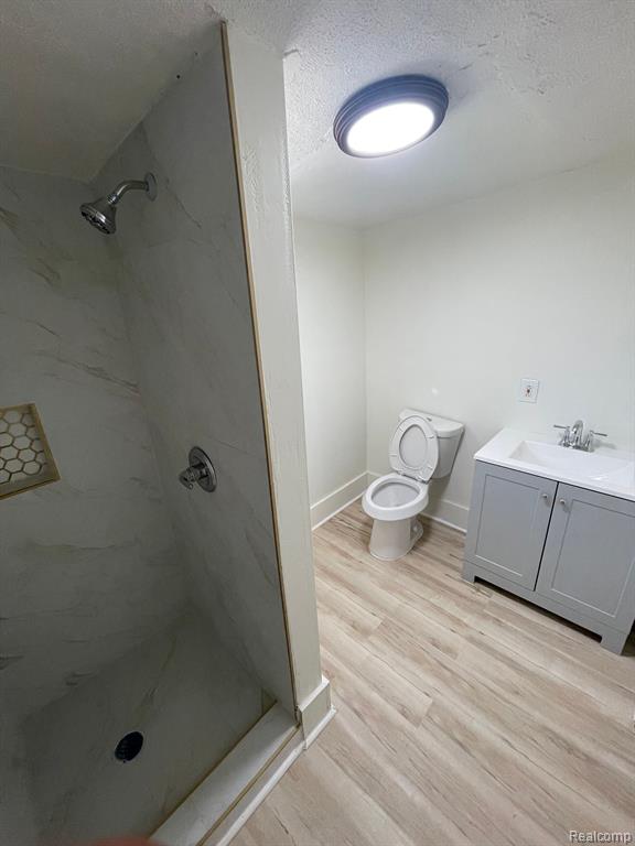 227 MASSACHUSETTS Street, Highland Park, MI 48203 — Photo 8