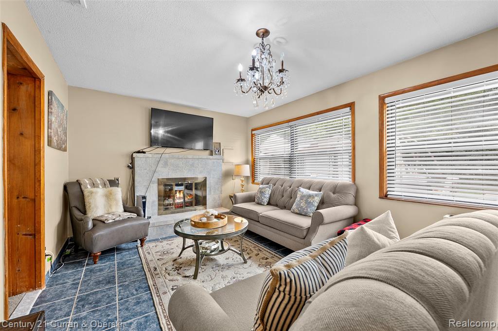 5741 Hubbell Street, Dearborn Heights, MI 48127 — Photo 22