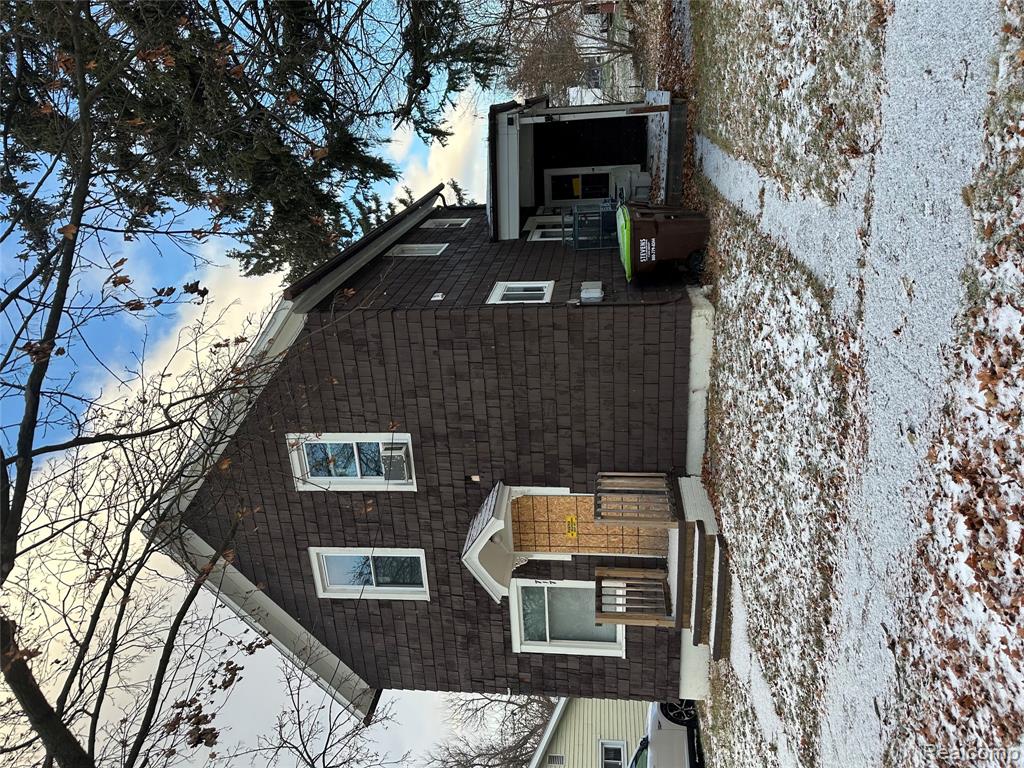 717 Bristol Street, Adrian, MI 49221 — front exterior