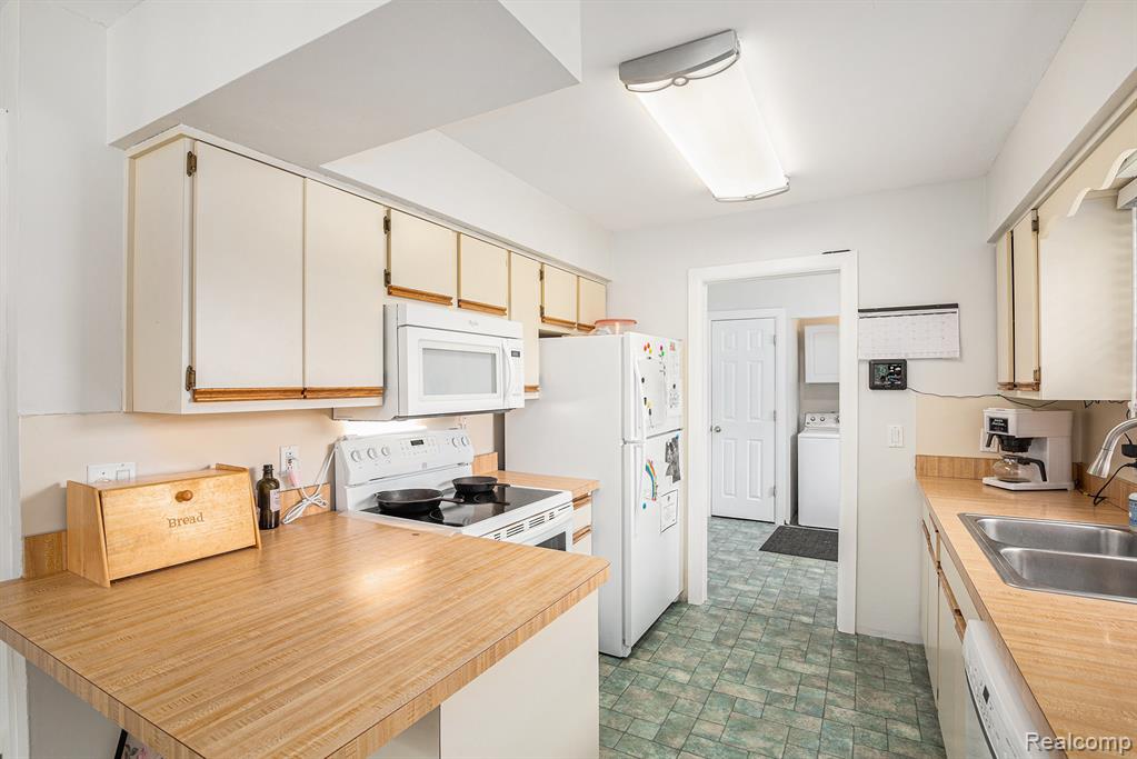 11508 Grand Blanc Road, Gaines Vlg, MI 48436 — Photo 11