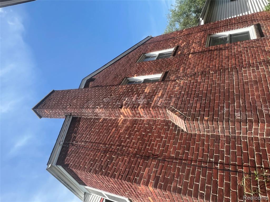 15865 Collingham Drive - Photo 4