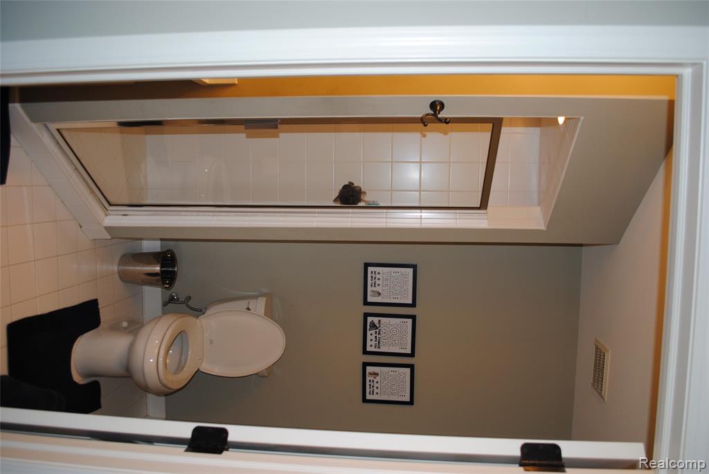 1271 Tulberry Circle, Rochester, MI 48306 — Photo 37