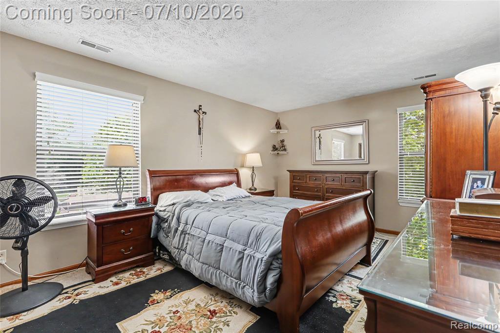 61154 Greenwood Drive, South Lyon, MI 48178 — Photo 13