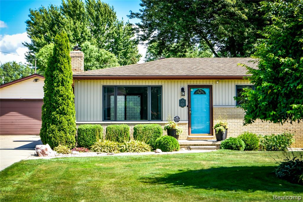 47940 Mallard Drive, Chesterfield, MI 48047 — Photo 6