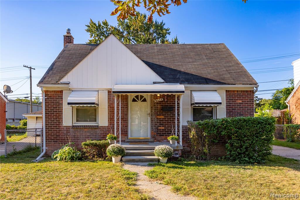 8420 Warren Boulevard, Center Line, MI 48015 — front exterior