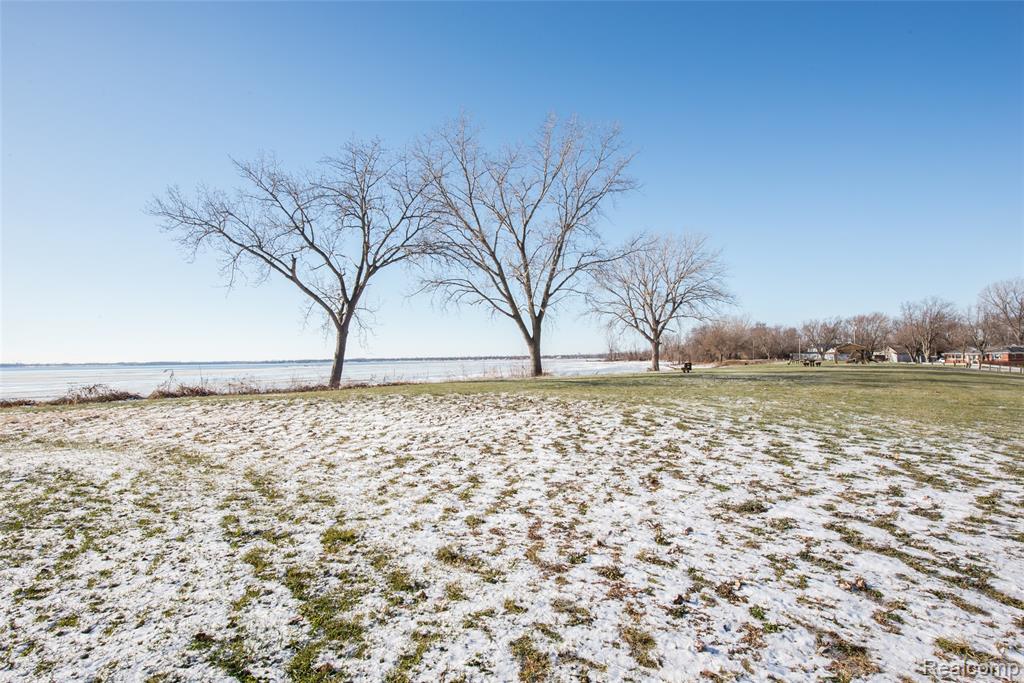 5685 Venice Road, Newport, MI 48166 — Photo 17