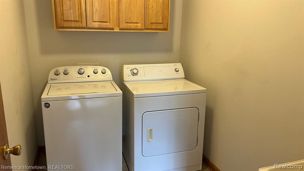 428 MARIGOLD Circle, Westland, MI — Photo 12