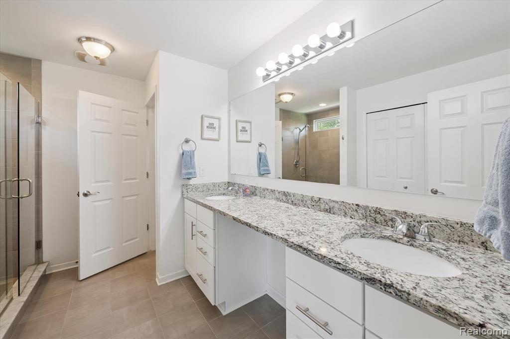 1928 Frances Way, Ypsilanti, MI 48198 — Photo 35