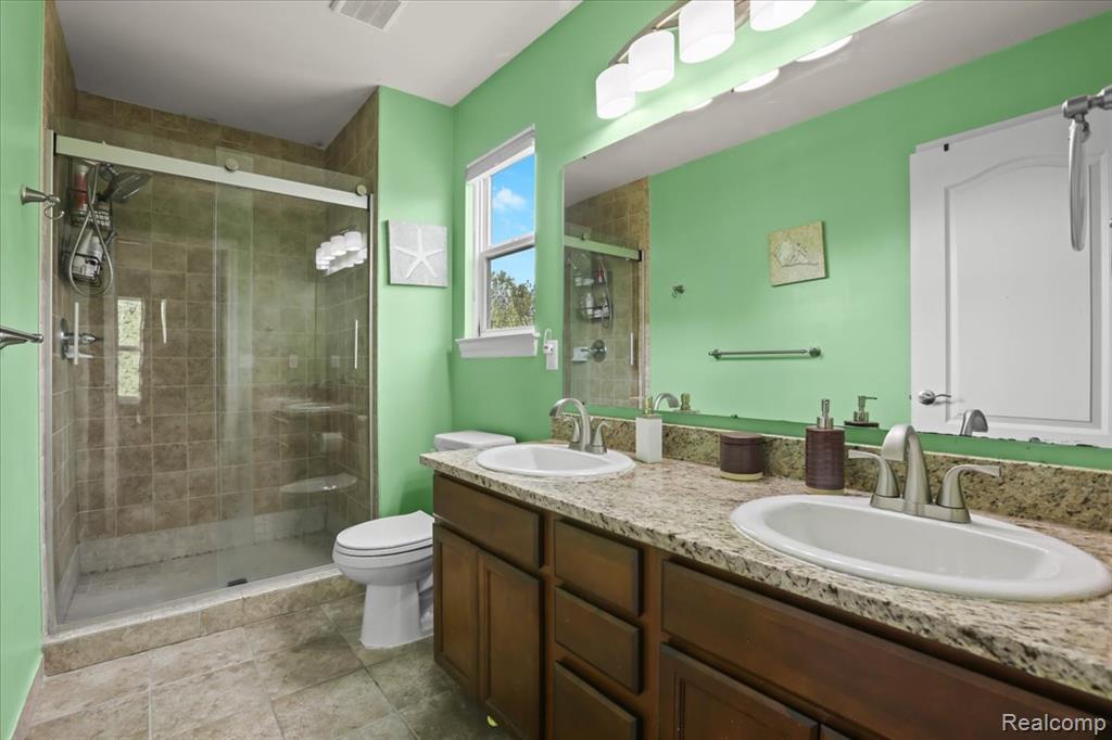 43570 Cherrywood Lane, Canton, MI 48188 — Photo 16