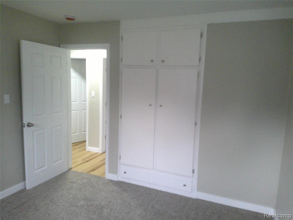 4502 Huckleberry Lane, Flint, MI 48507 — Photo 19