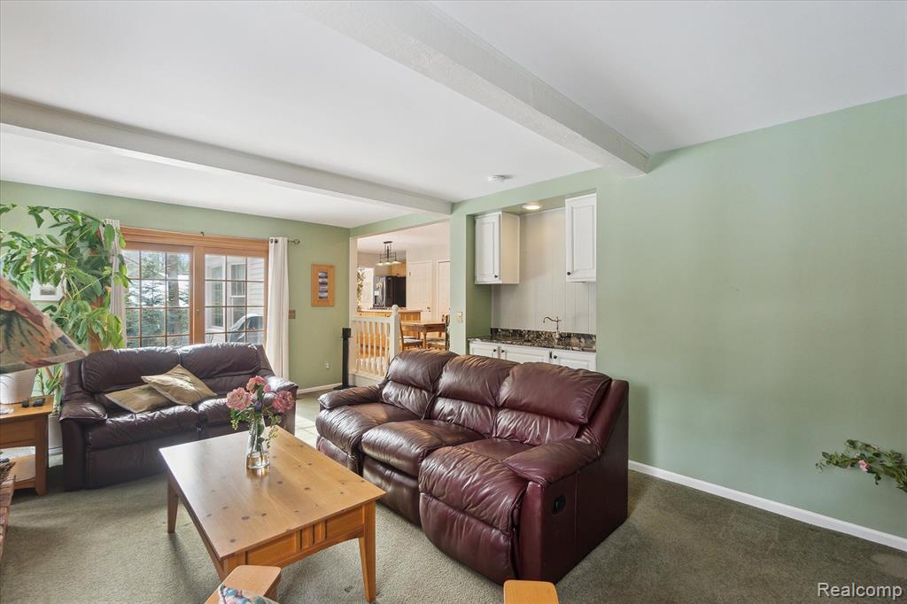 8150 FAWN VALLEY Drive, Clarkston, MI 48348 — Photo 9