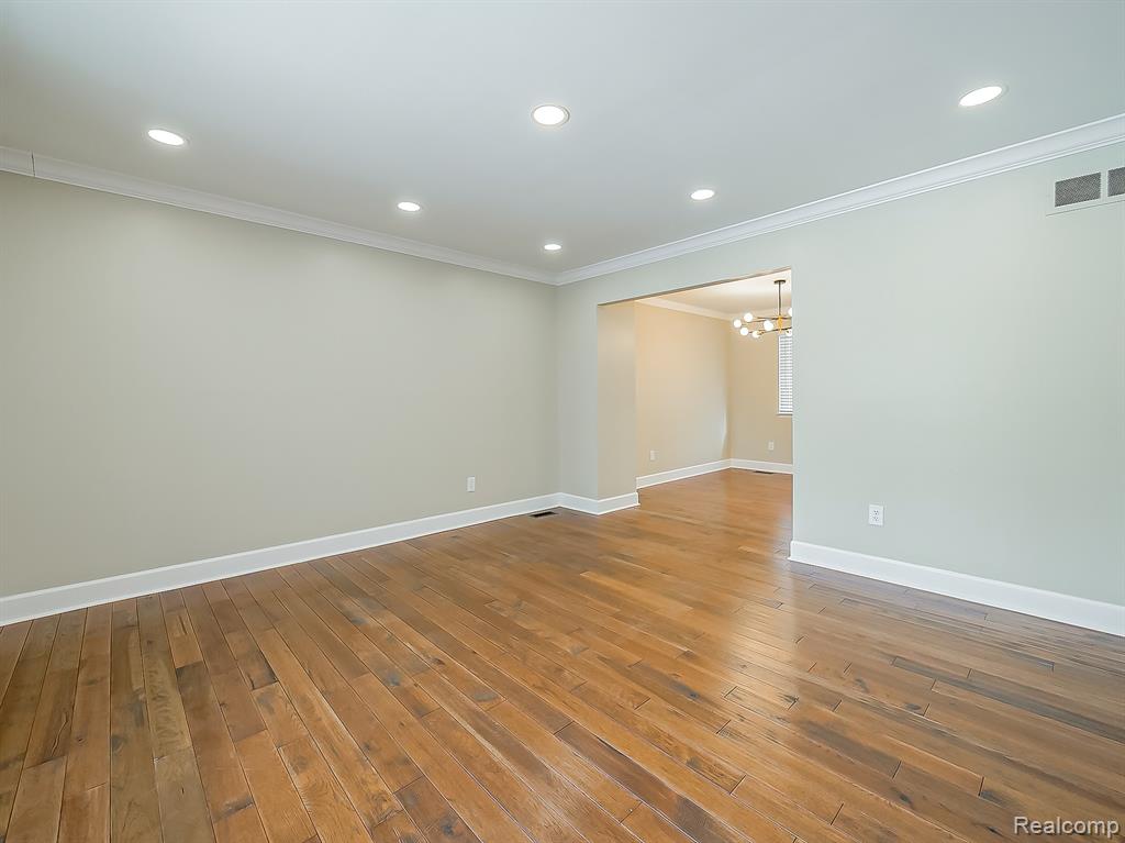 21964 Sunrise Boulevard, Novi, MI — Photo 12