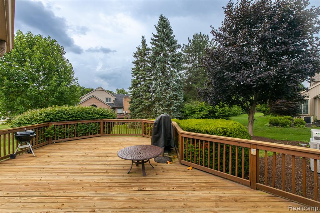 4614 Lehigh Drive, Troy, MI 48098 — Photo 45