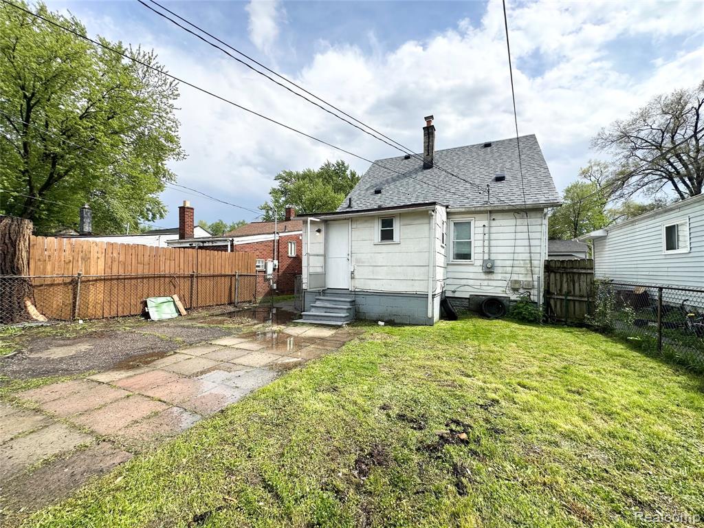 7027 Meadow Avenue, Warren, MI 48091 — Photo 13