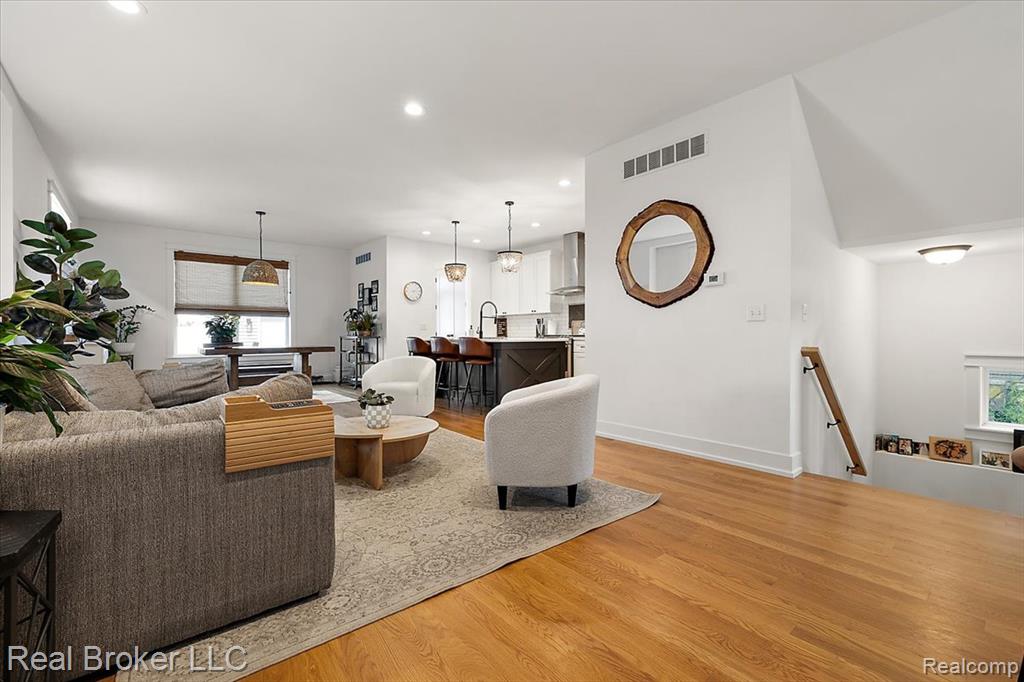 828 Princeton Road, Berkley, MI 48072 — Photo 11