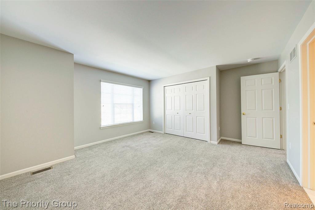 6083 Village Court, Clarkston, MI — Photo 38