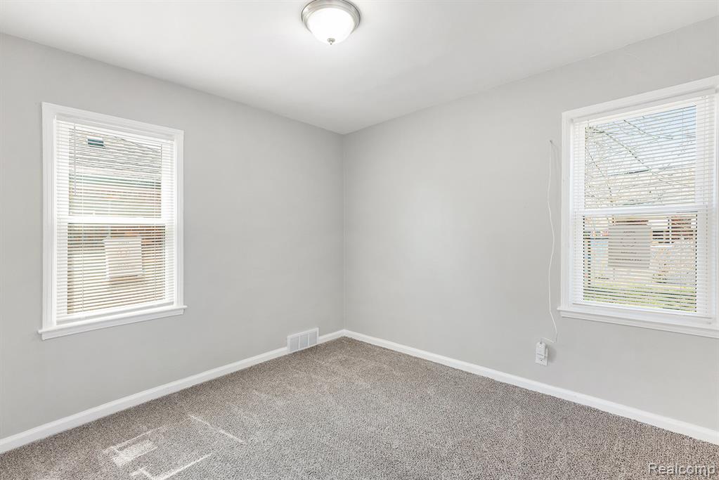 19315 Annchester Road, Detroit, MI 48219 — Photo 9