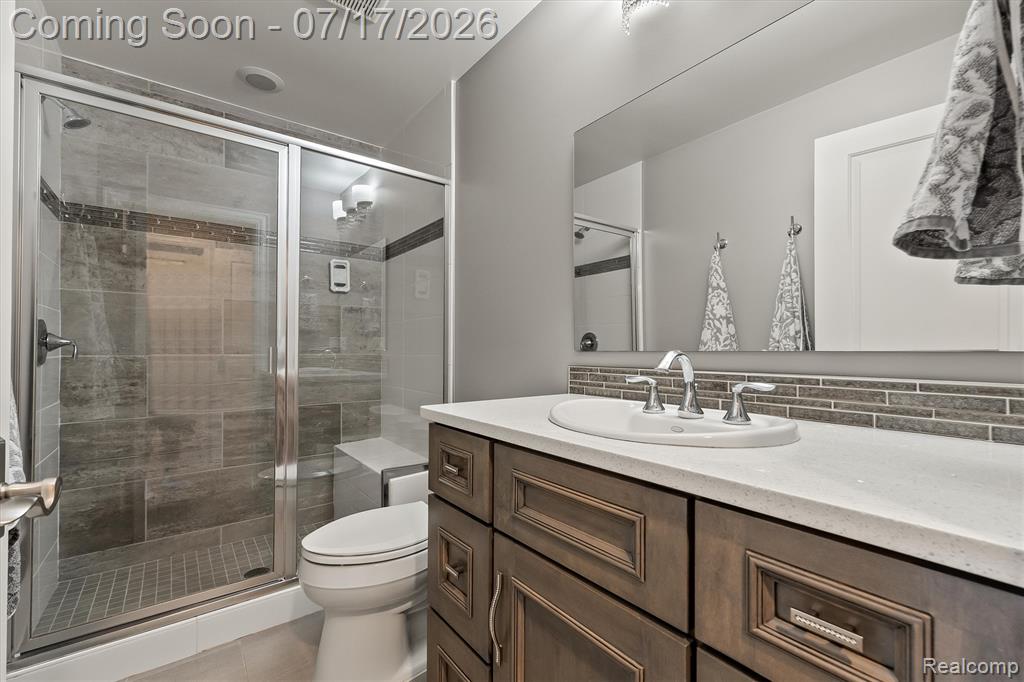 602 Wellington Circle, Rochester Hills, MI 48309 — Photo 25