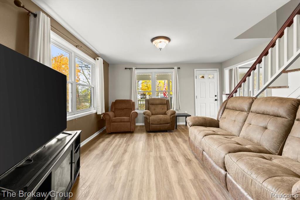 10289 N State Road, Otisville, MI 48463 — Photo 13