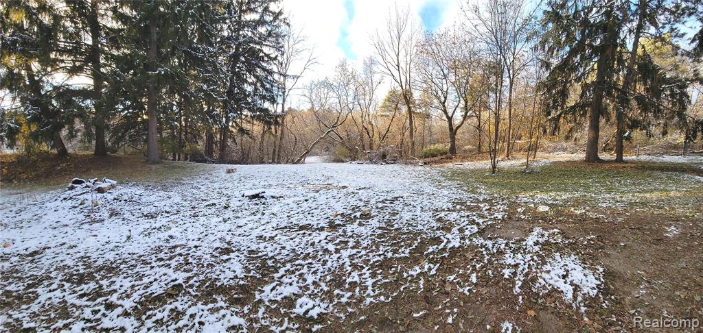 5025 N Hickory Ridge Road, Highland, MI — Photo 28