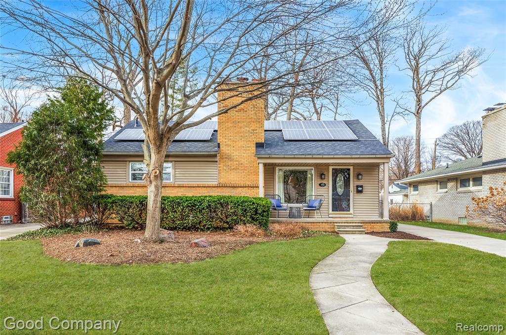 702 Orchard View Drive, Royal Oak, MI 48073 — front exterior