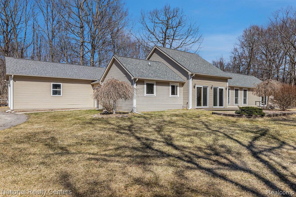 4060 Cullen Rd, Fenton, MI 48430 — Photo 6