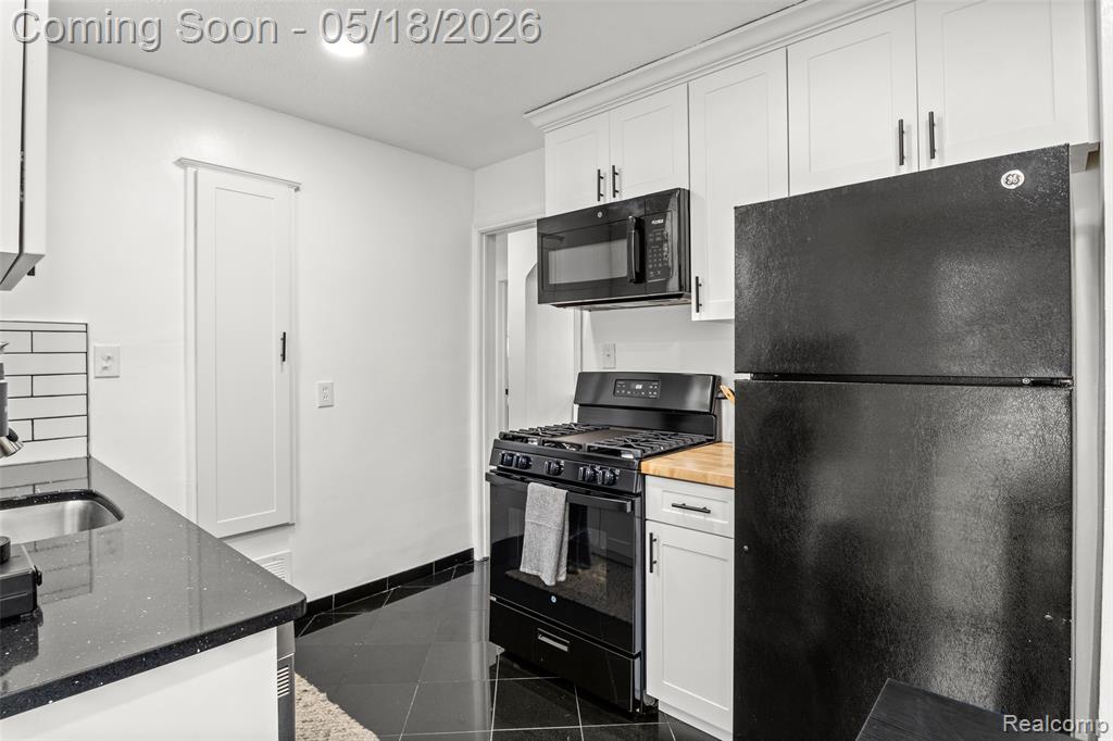 4115 Academy Street, Dearborn Heights, MI 48125 — Photo 13