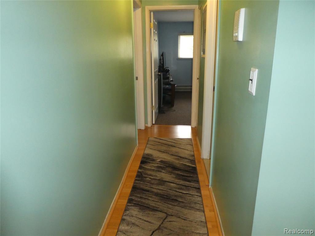 7482 Woodview Street, 4, Westland, MI — Photo 29