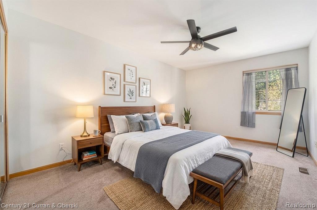 896 Saint Clair Street, Grosse Pointe, MI 48230 — Photo 19