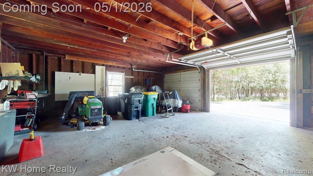 32430 Dohany Drive, Farmington, MI 48336 — Photo 37