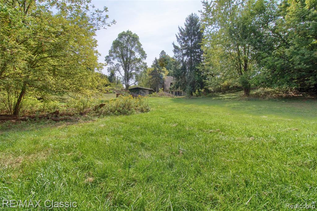19150 Beck Road, Northville, MI, 48167