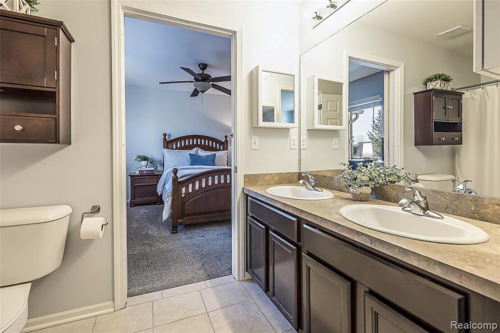 1012 Paddock Lane, South Lyon, MI 48178 — Photo 20