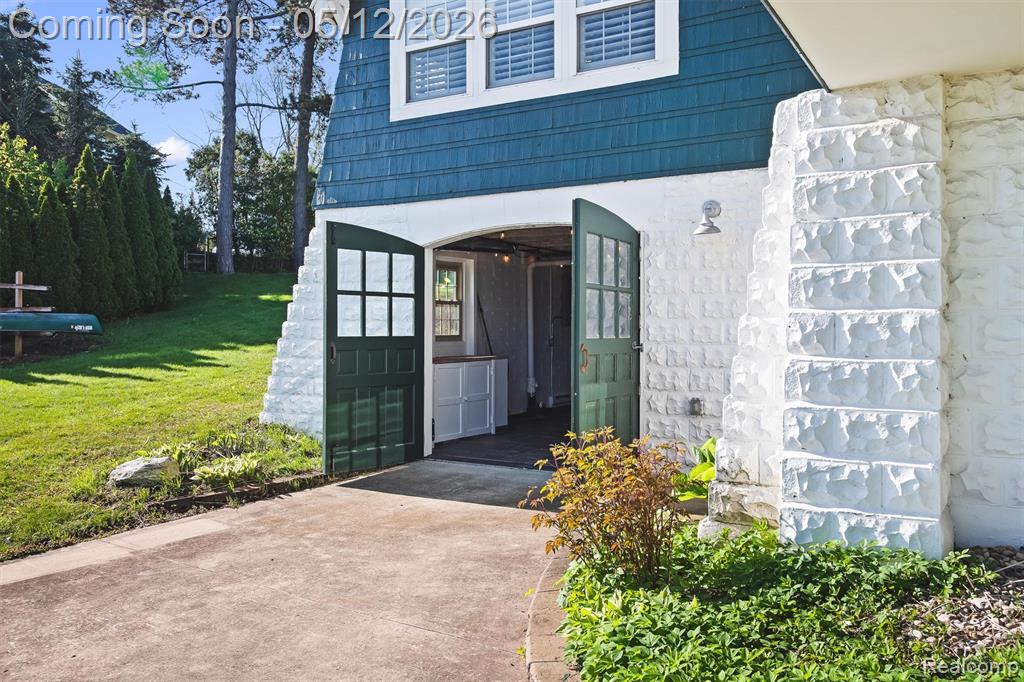 6390 Commerce Road, West Bloomfield, MI 48324 — Photo 50