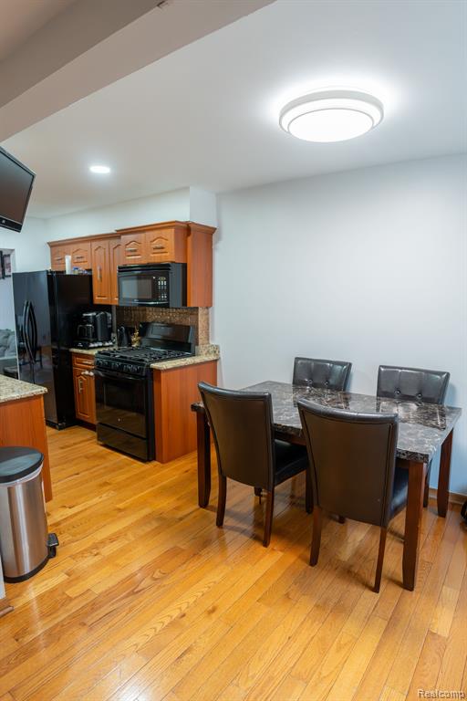 4468 15 MILE Road, 104, Sterling Heights, MI 48310 — Photo 8