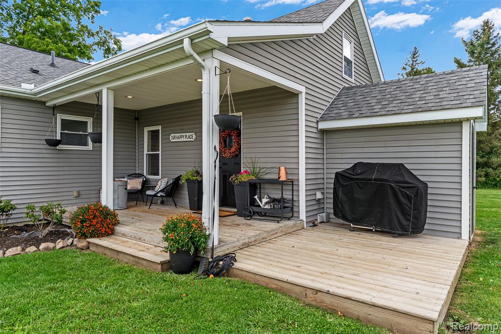 10433 Nichols Road, Gaines Vlg, MI 48436 — Photo 35