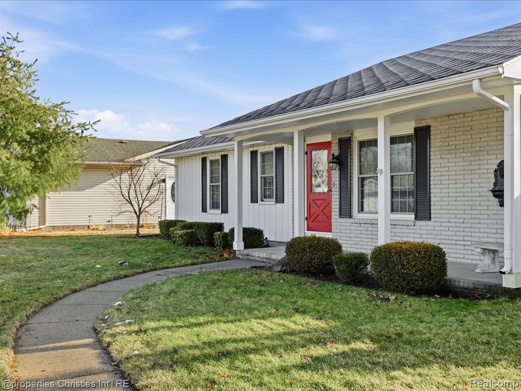 3309 Lake Drive, Fort Gratiot, MI 48059 — Photo 4