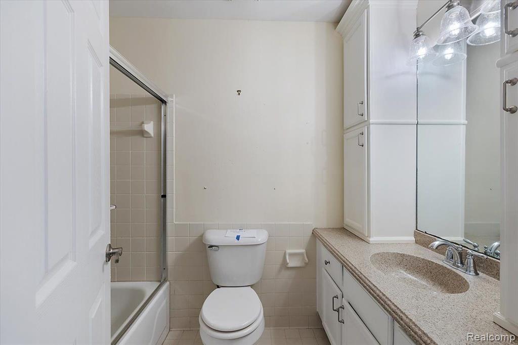 480 BALDWIN Avenue, 13, Rochester, MI 48307 — Photo 19