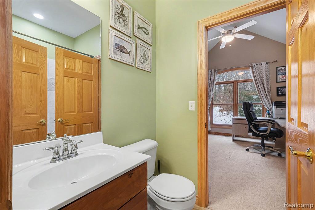 10151 Walnut Shores Drive, Fenton, MI 48430 — Photo 16