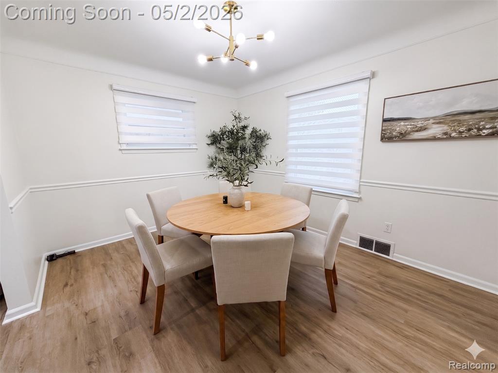 7001 Mayburn Street, Dearborn Heights, MI 48127 — Photo 8