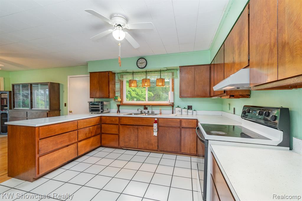 2239 N E Miller Rd, Fairview, MI 48621 — Photo 6