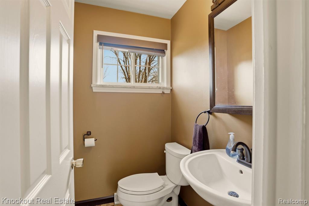 5936 Wellington Drive, Clarkston, MI — Photo 21