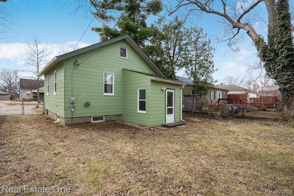 525 ARDMORE Drive, Ferndale, MI 48220 — Photo 26