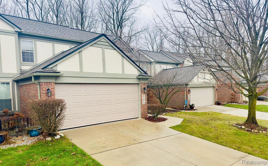 41672 WHITE TAIL Lane, Canton, MI 48188 — Photo 2