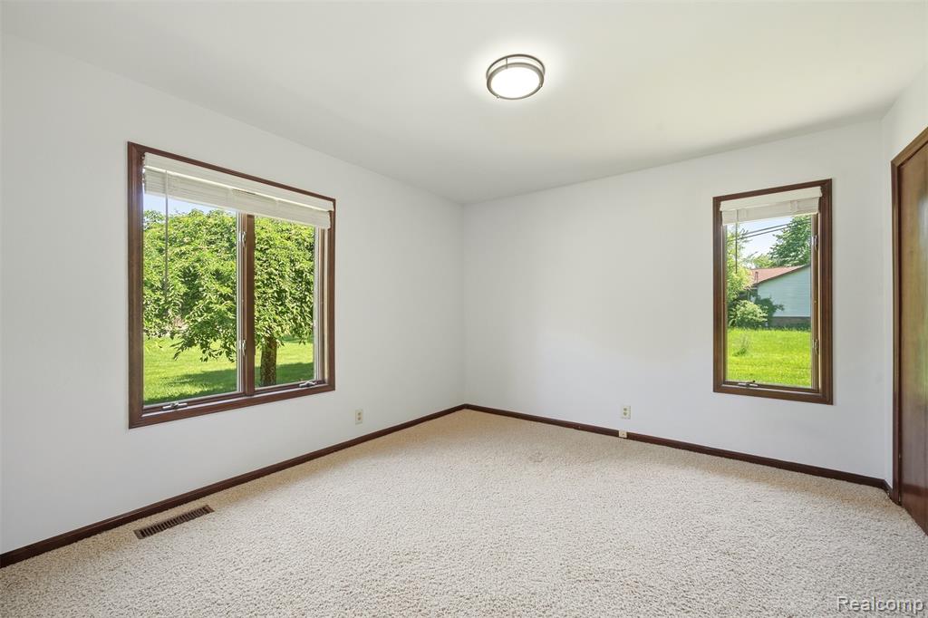 29940 29 Mile Road, Lenox, MI 48048 — Photo 25