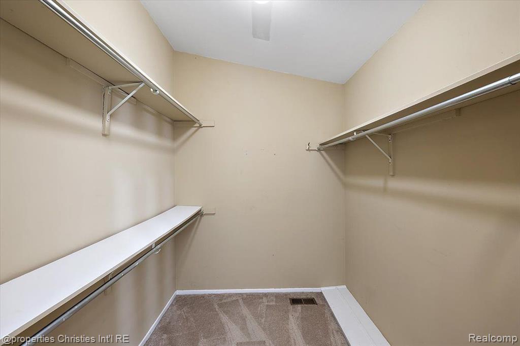 1806 S Hill Boulevard, Bloomfield Hills, MI 48304 — Photo 24