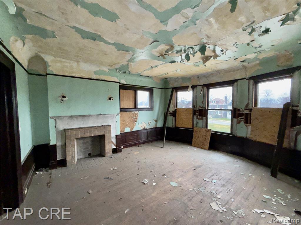 1017 E Grand Boulevard, Detroit, MI 48207 — Photo 15