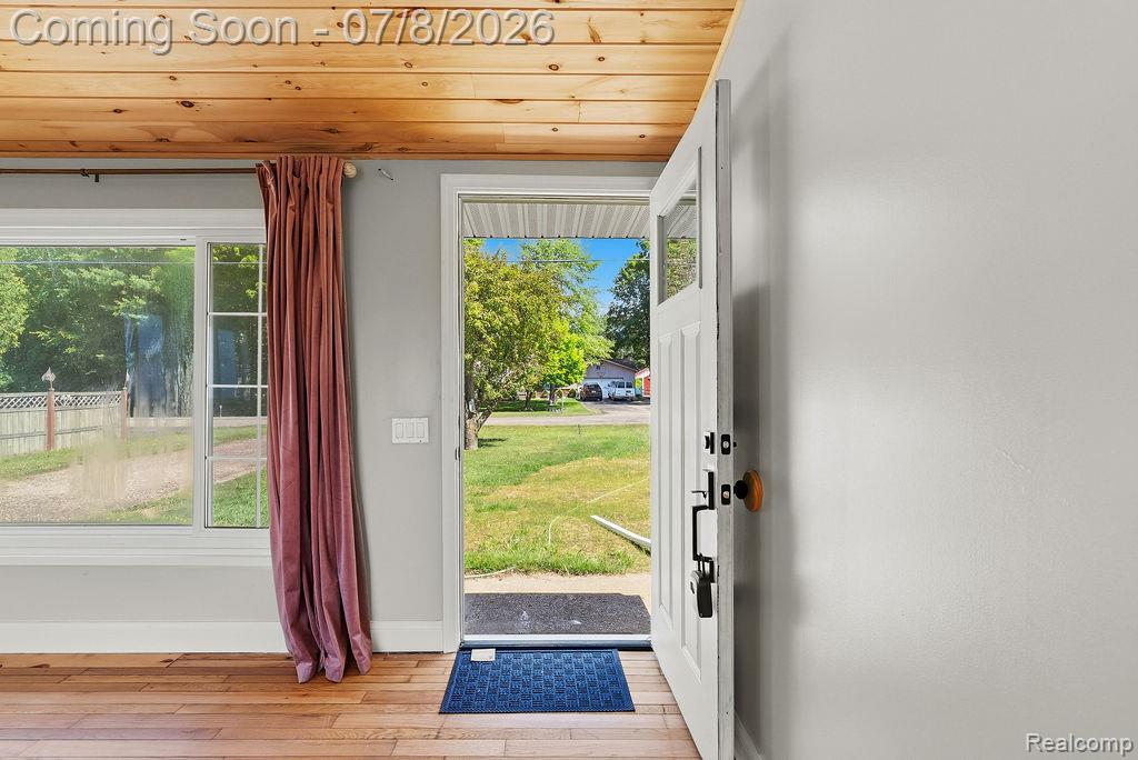5698 McGrandy Road, Bridgeport, MI 48722 — Photo 5