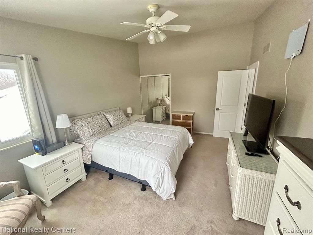 38887 Country Circle, Farmington Hills, MI 48331 — Photo 17